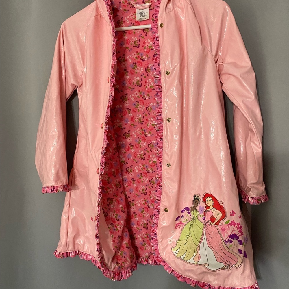 🌻 5 for $25 Sale 🌻 
Disney Princesses Girls Size 7/8 Pink Raincoat - Picture 13 of 16